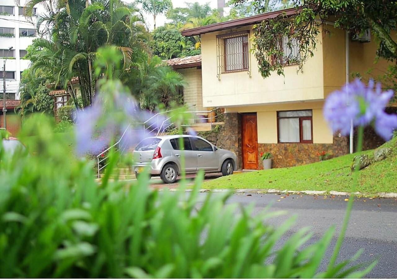 Hotel Poblado Campestre Medellín Kültér fotó